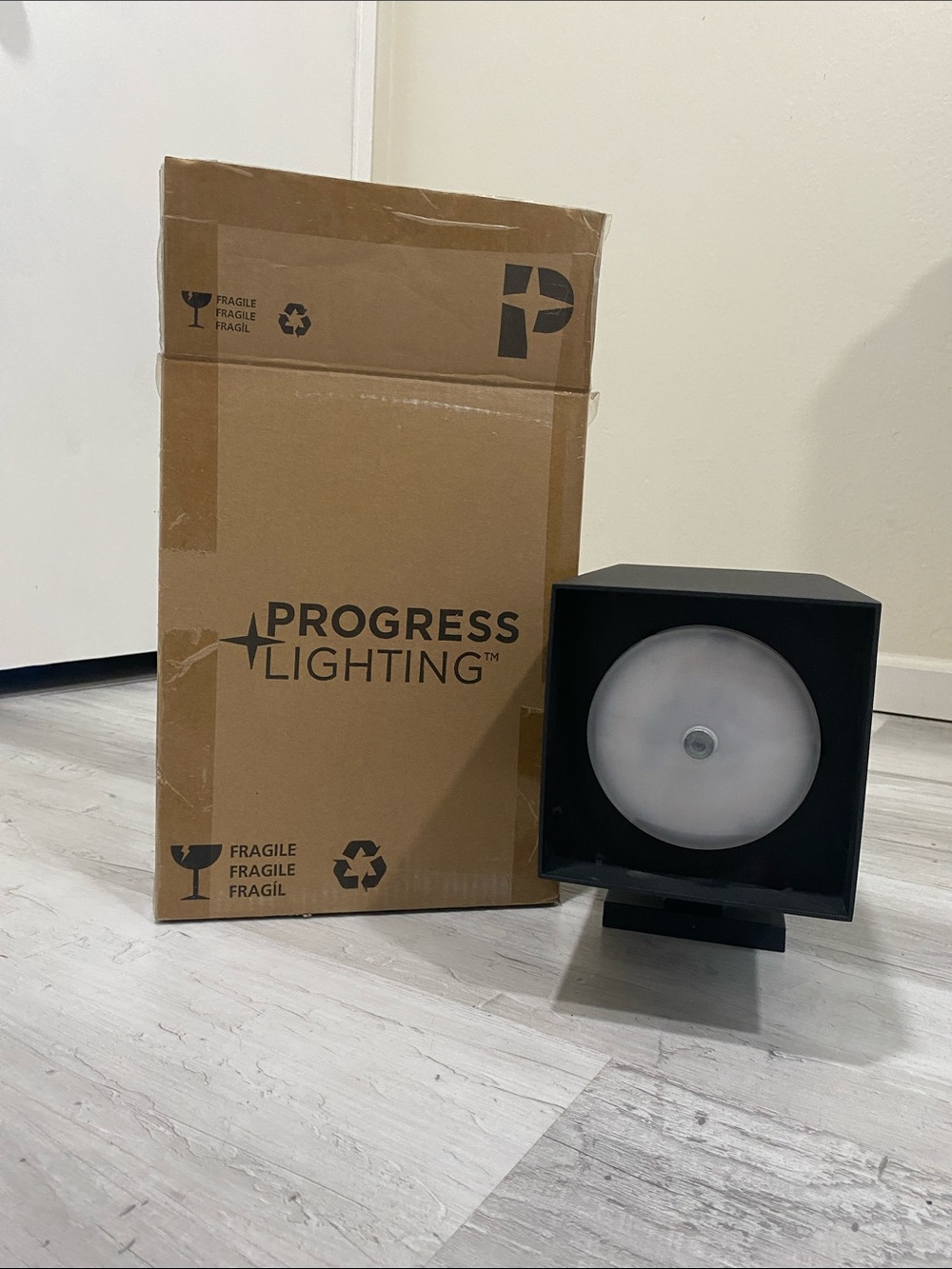 Black Square Accent Light